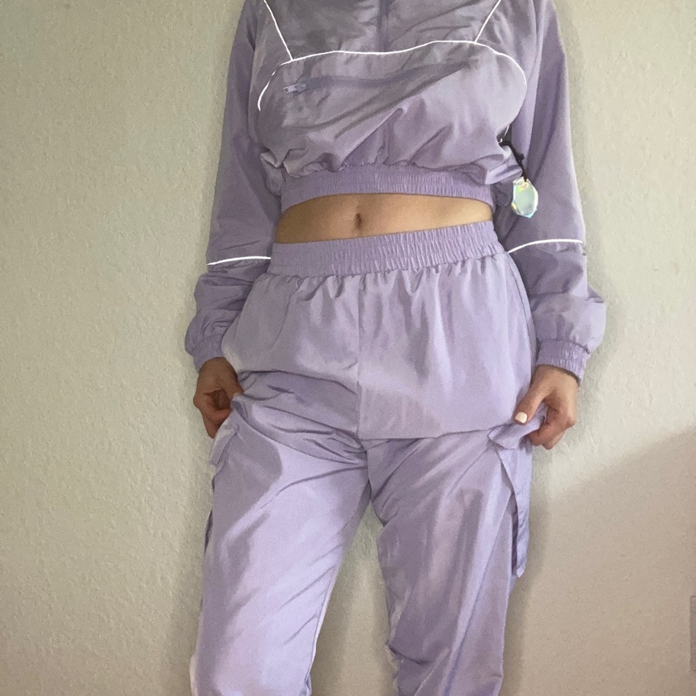 $12 Purple winter ski pant and crop top set